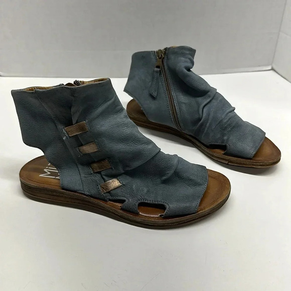 Miz Mooz Fizzy Gladiator Sandals Open Toe Leather Zip Up Side Shoes Blue Size 7 - Picture 1 of 9